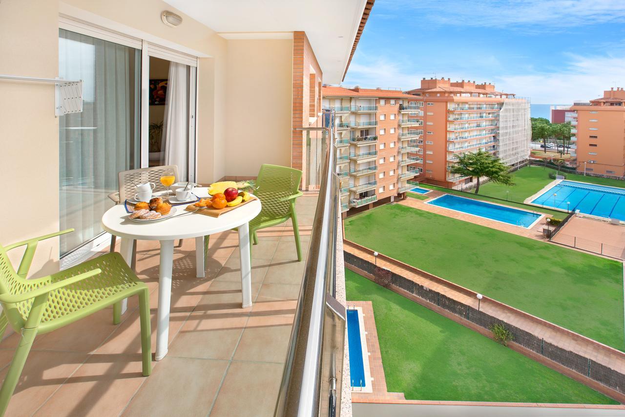 Europa Square Apartment Santa Susanna Eksteriør bilde